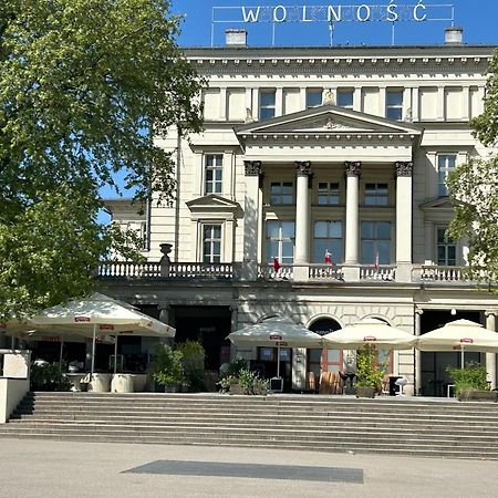 Apartamenty Pl. Wolnosci 6 Познань Экстерьер фото