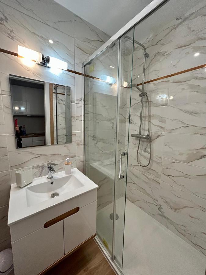 Apartamenty Pl. Wolnosci 6 Познань Экстерьер фото